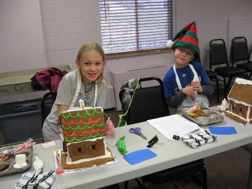 Gingerbread Houses in the Making 0083