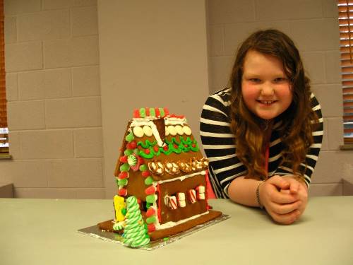 Finished Gingerbread House 0102